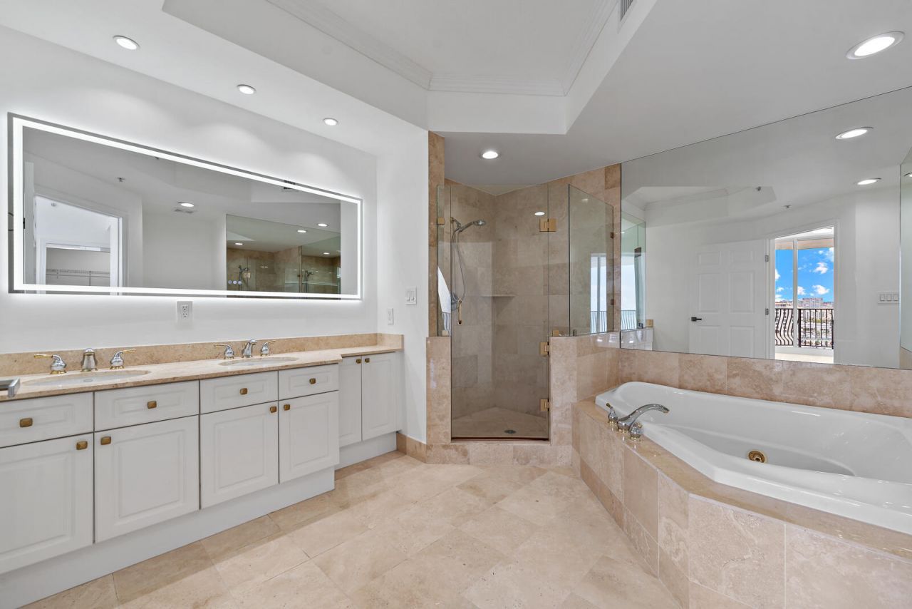 100 S Birch Road, Unit 1604, Fort Lauderdale, FL 33316 Photo