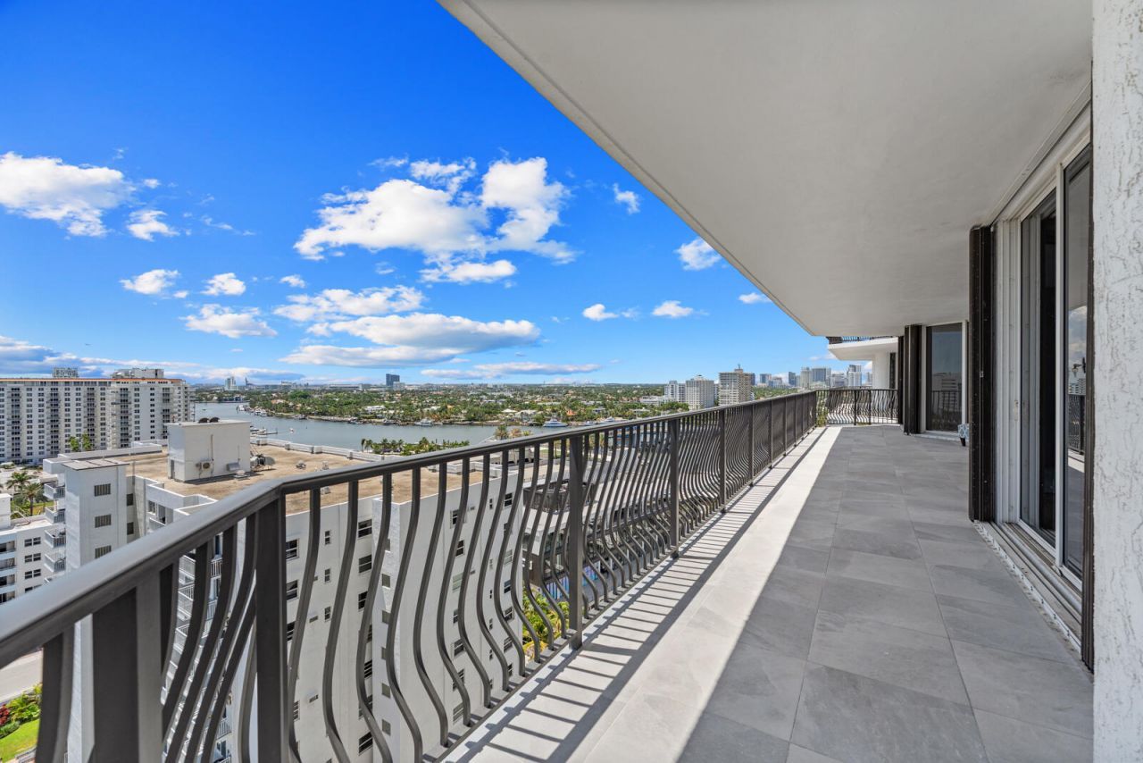 100 S Birch Road, Unit 1604, Fort Lauderdale, FL 33316 Photo