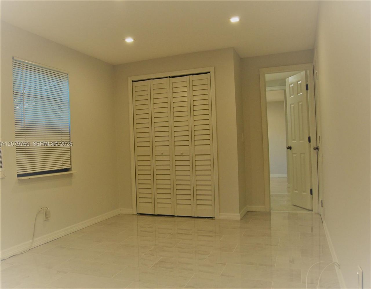 2140 SW 25th St , Unit 2140, Miami, FL 33133 Photo
