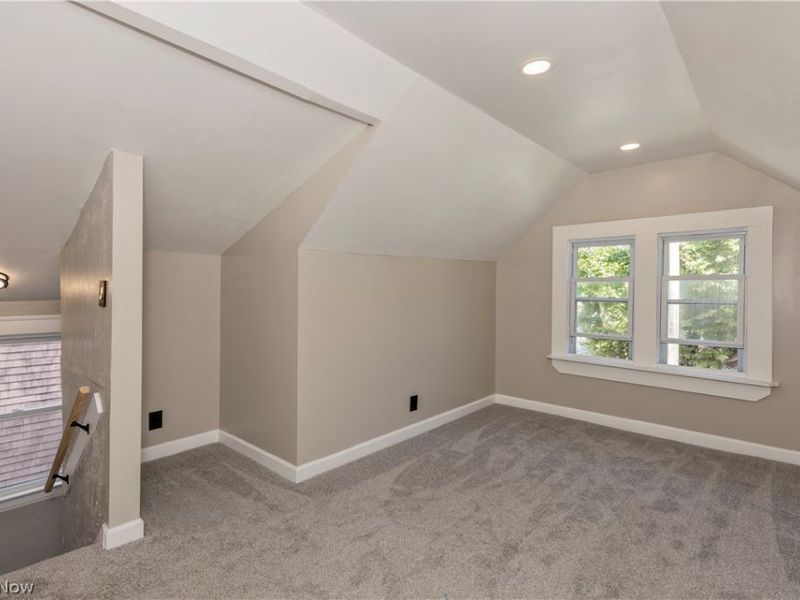 10538 Elmarge Avenue, Cleveland, OH 44105 Photo 28