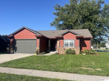 200 Iowa Street, Murdock, NE 68407