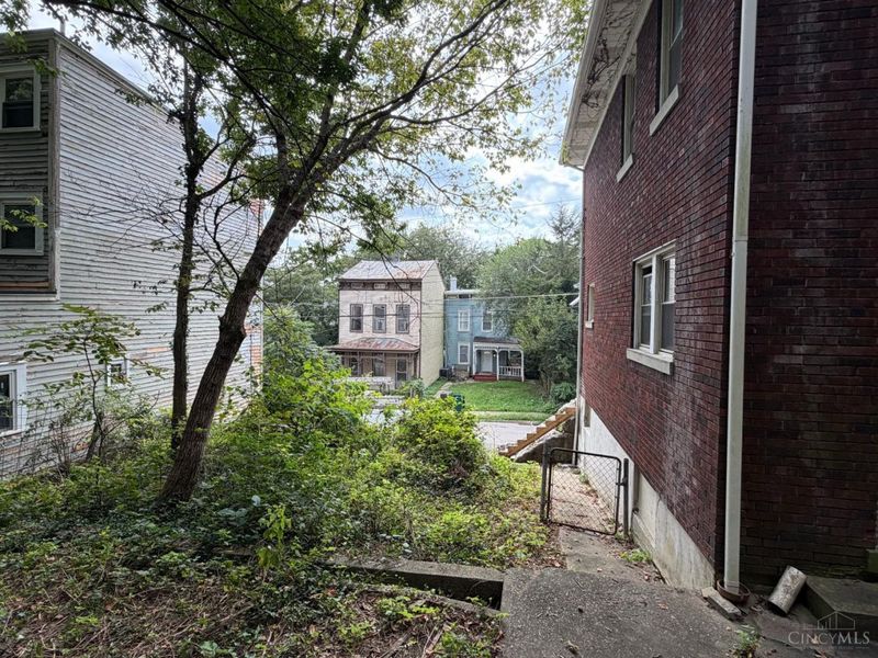 660 Steiner Avenue, Cincinnati, OH 45204 Photo 3