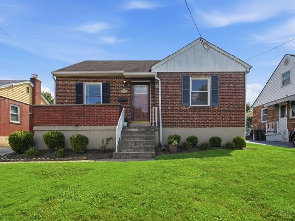 3821 O Leary Avenue, Deer Park, OH 45236