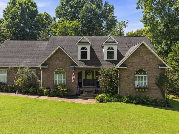 3217 Cove Lane, Louisville, TN 37777