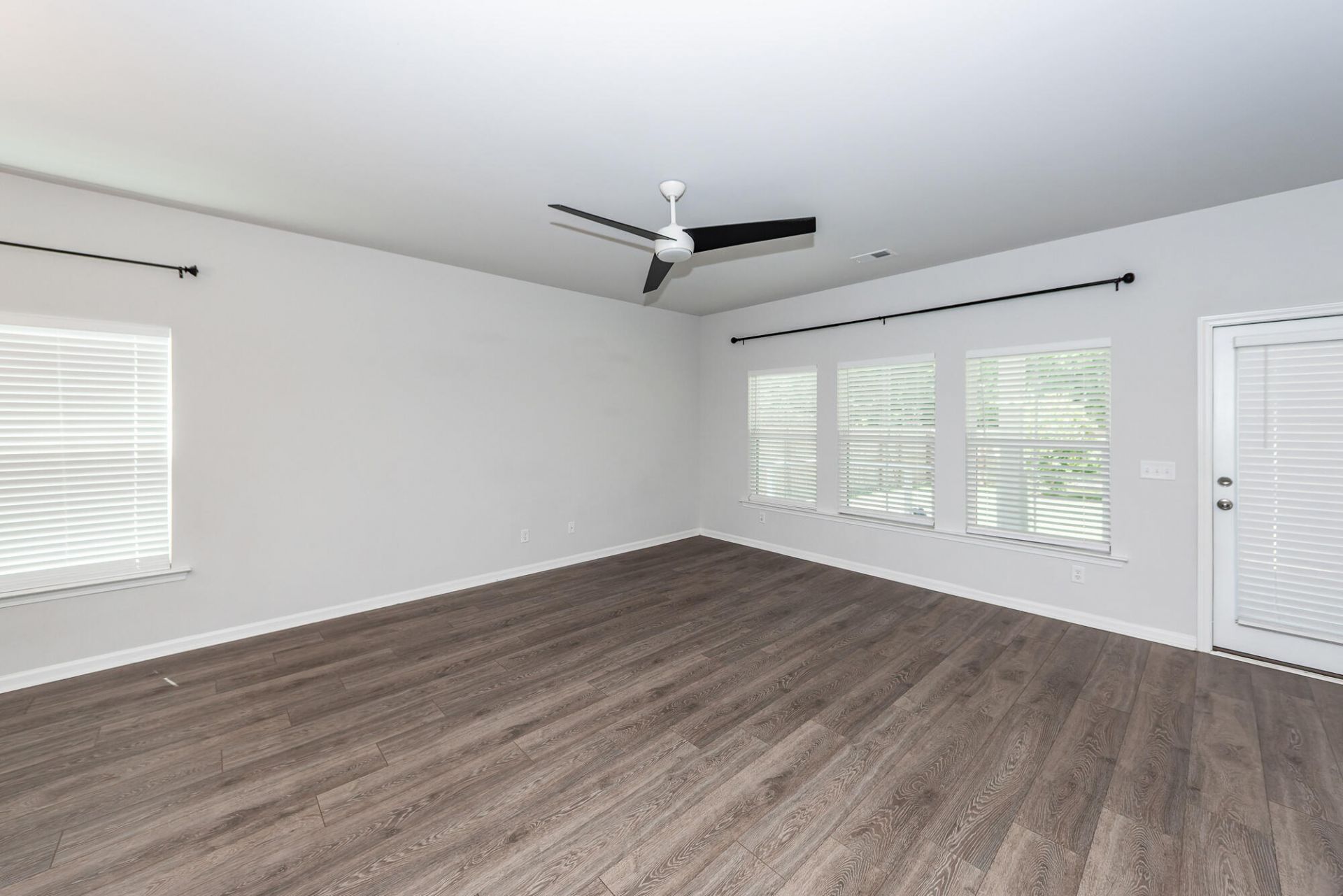 185 Camellia Bloom Drive Photo 9