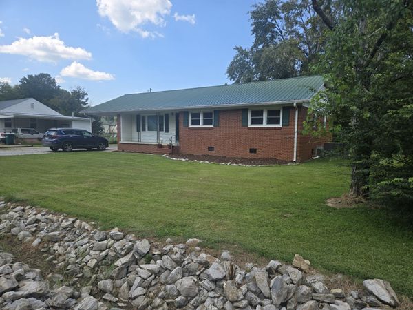 107 Truman St , Waverly, TN 37185