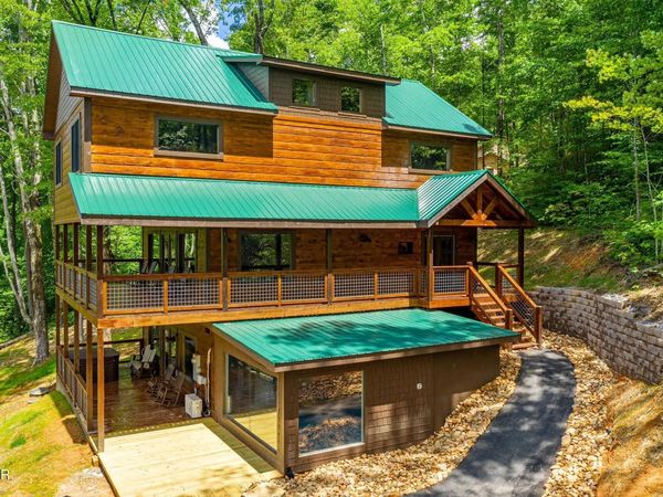 3181 Thomas Headrick Road , Sevierville, TN 37862