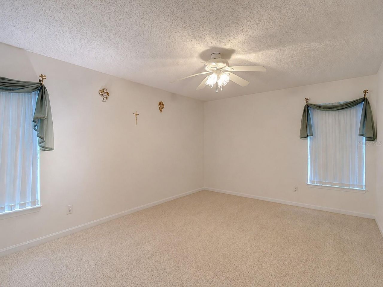 8045 Pasadena Drive , Port Richey, FL 34668 Photo