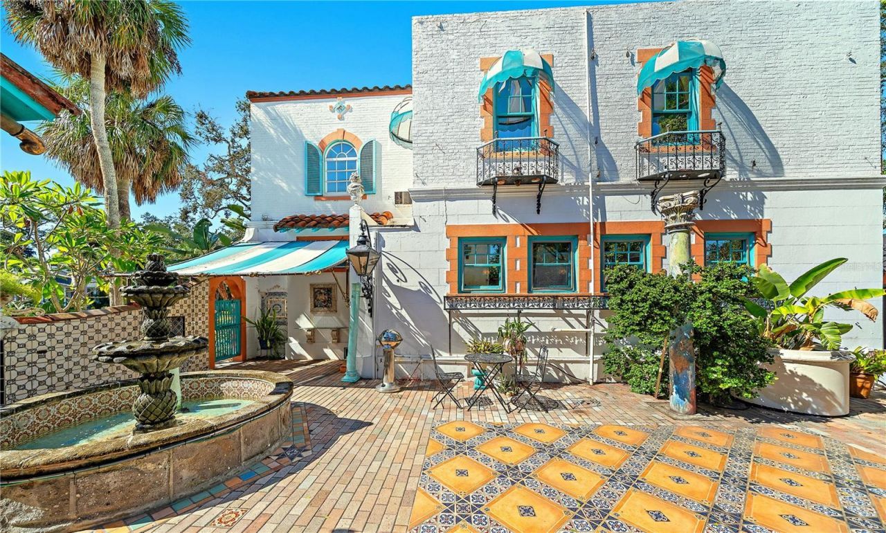 2830 Bay Shore Circle , Sarasota, FL 34234 Photo
