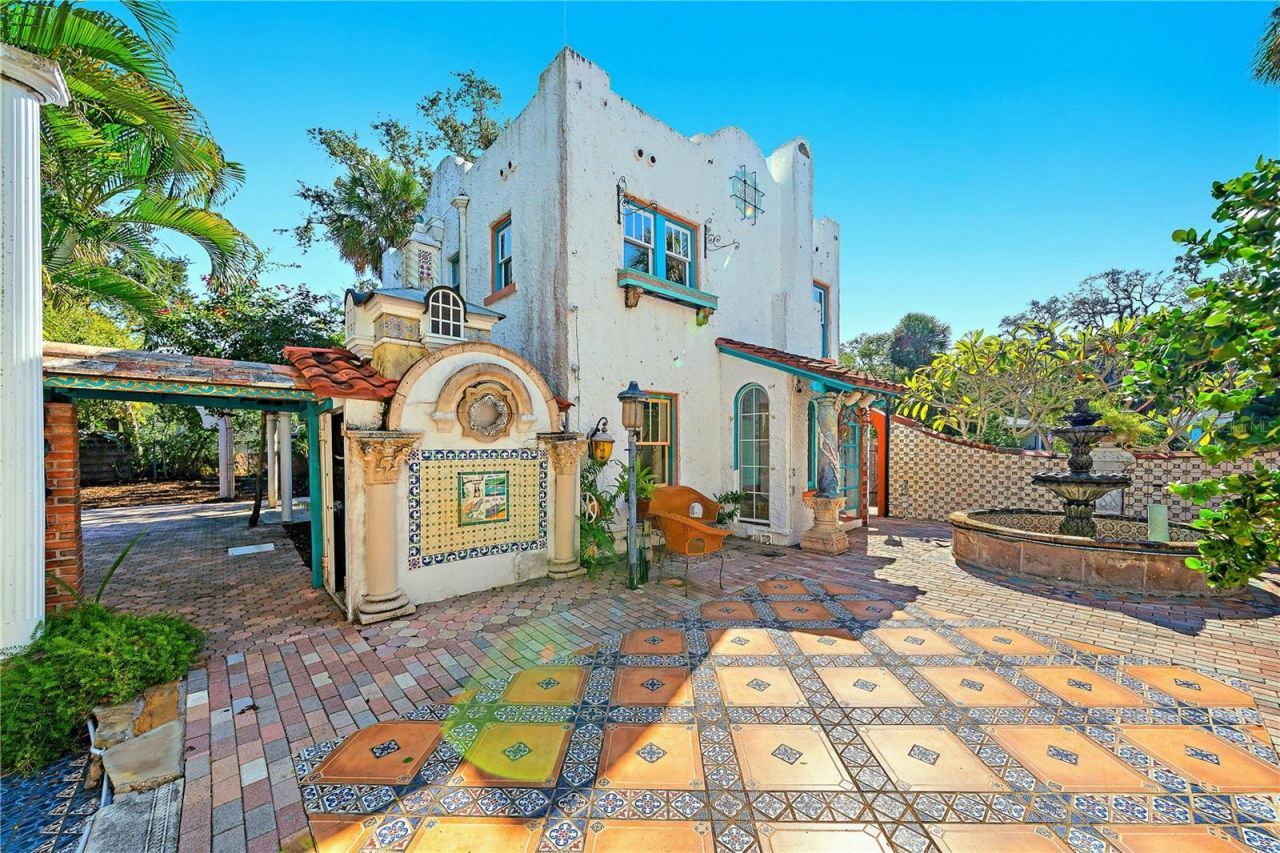 2830 Bay Shore Circle , Sarasota, FL 34234 Photo