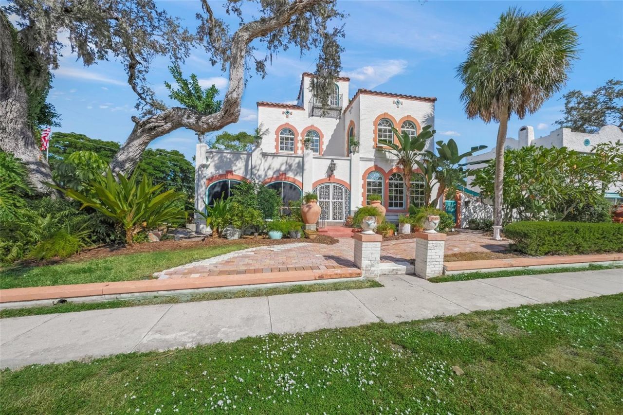 2830 Bay Shore Circle , Sarasota, FL 34234 Photo