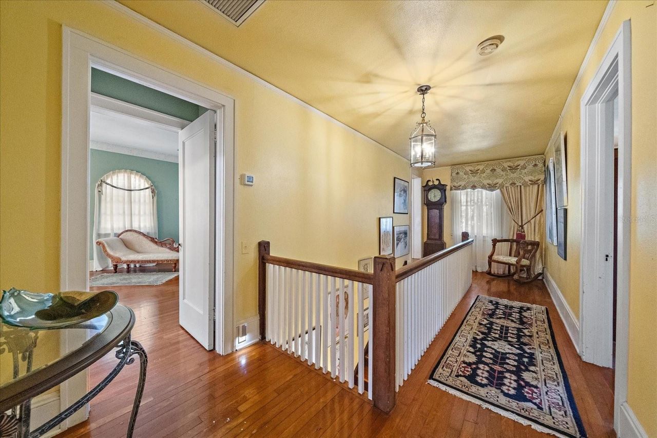 2830 Bay Shore Circle , Sarasota, FL 34234 Photo