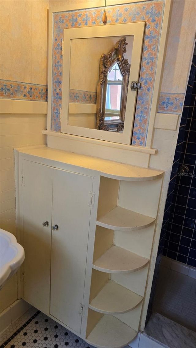 2830 Bay Shore Circle , Sarasota, FL 34234 Photo