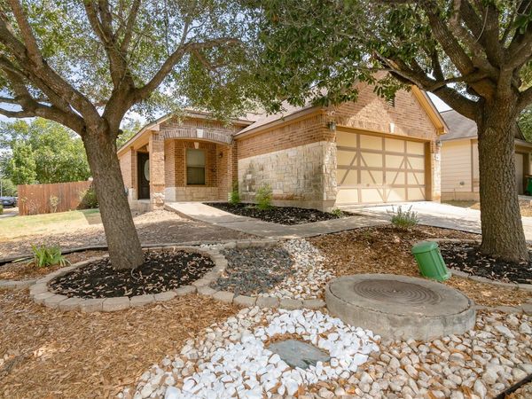 8801 Edmundsbury DR , Austin, TX 78747
