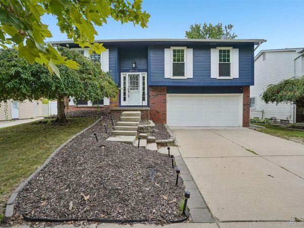 18923 Orleans Place , Woodhaven, Mi 48183