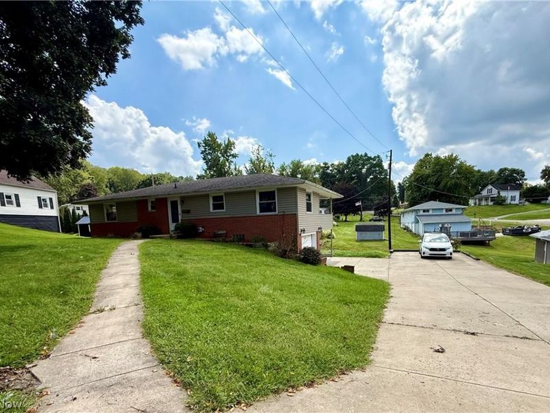 1719 Cambridge Road, Coshocton, OH 43812 Photo 1