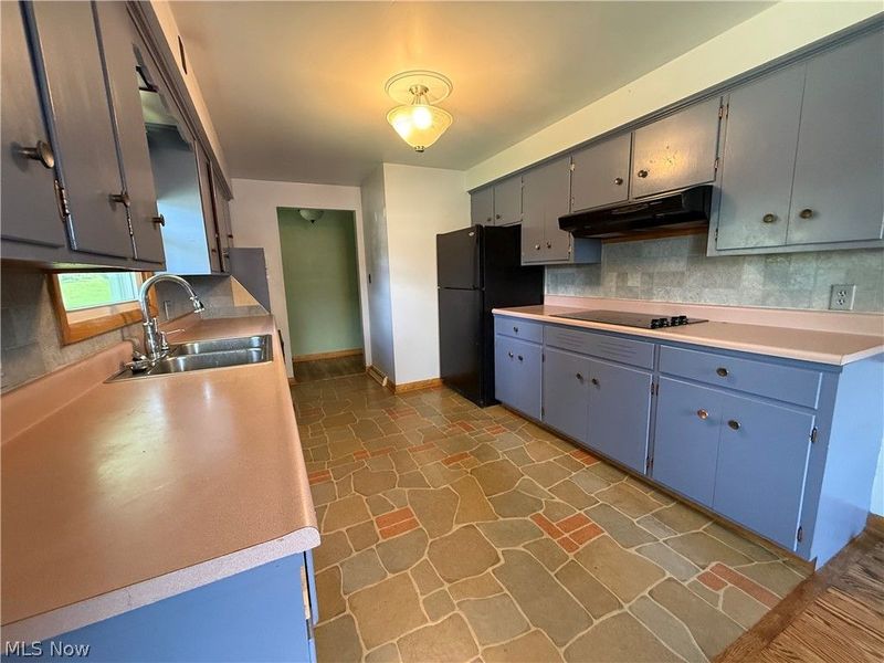 1719 Cambridge Road, Coshocton, OH 43812 Photo 4