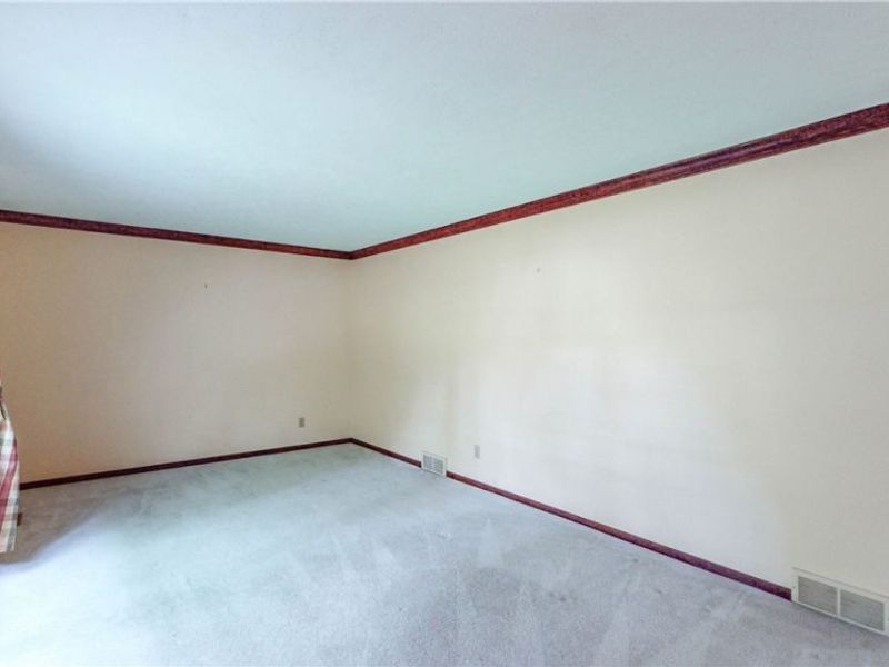17099 Creighton Drive, Chagrin Falls, OH 44023 Photo 10