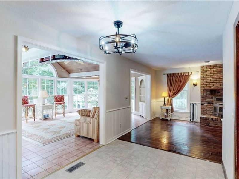 17099 Creighton Drive, Chagrin Falls, OH 44023 Photo 11
