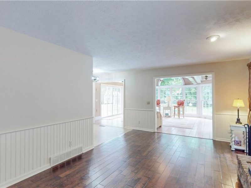 17099 Creighton Drive, Chagrin Falls, OH 44023 Photo 13