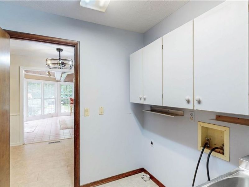 17099 Creighton Drive, Chagrin Falls, OH 44023 Photo 18