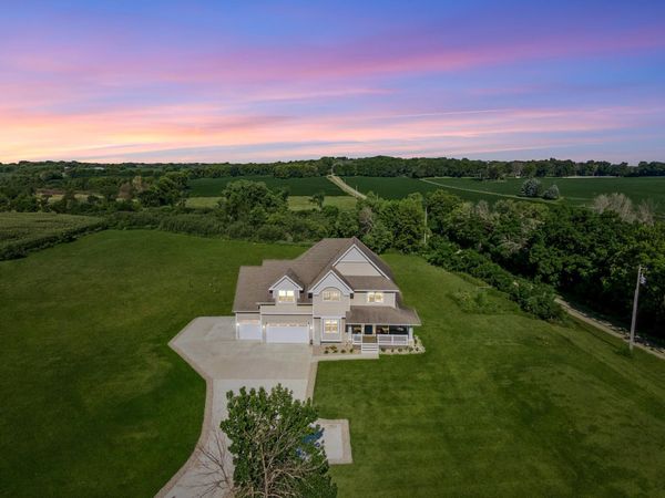 25735 Highview Avenue , Farmington, MN 55024