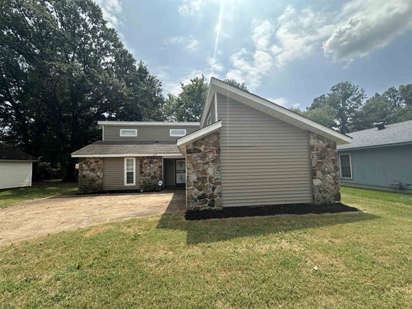 6655 CHESAPEAKE DR, Memphis, TN 38141