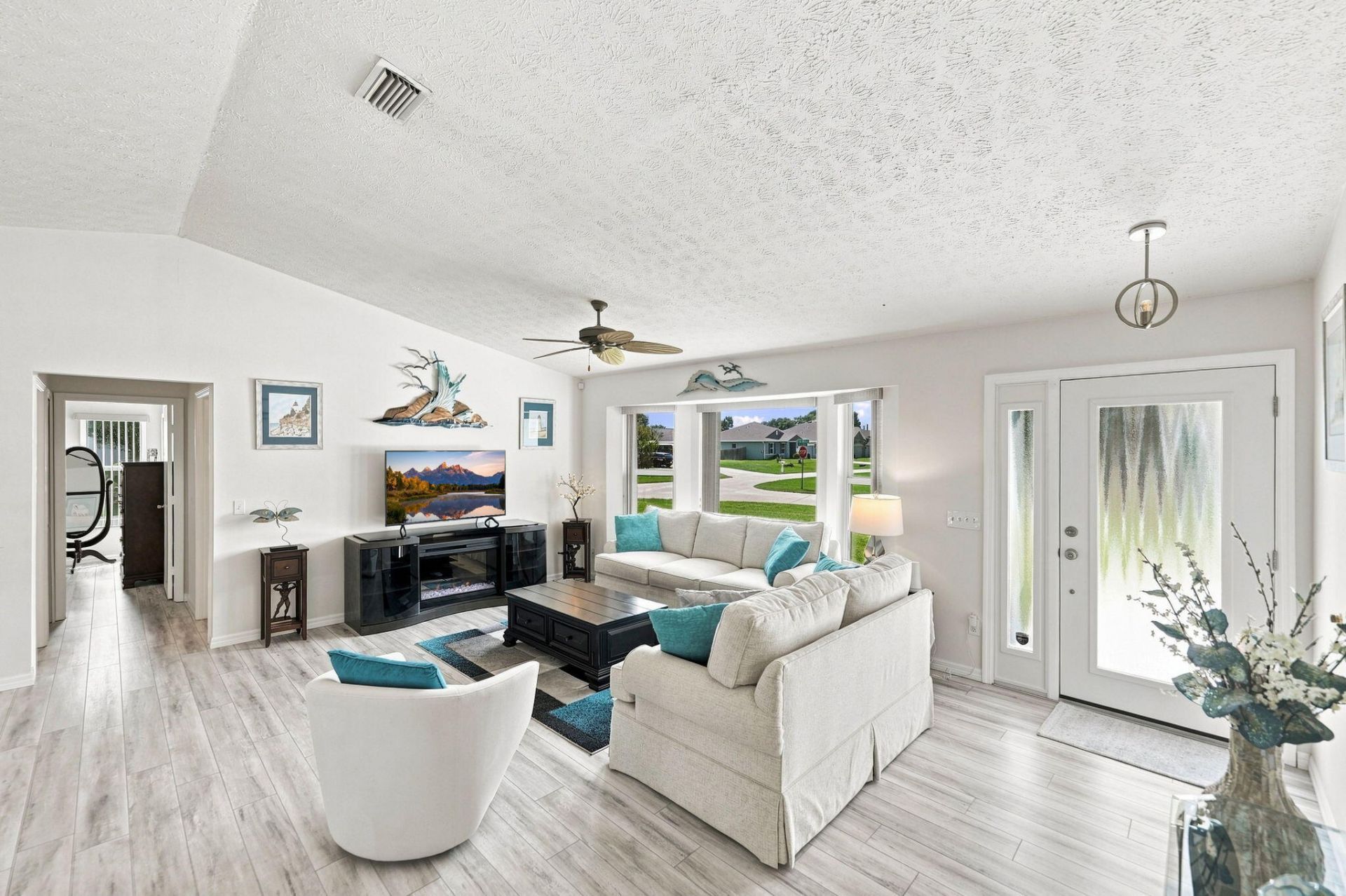 1901 SW Yellowtail Avenue, Port Saint Lucie, FL 34953 Photo