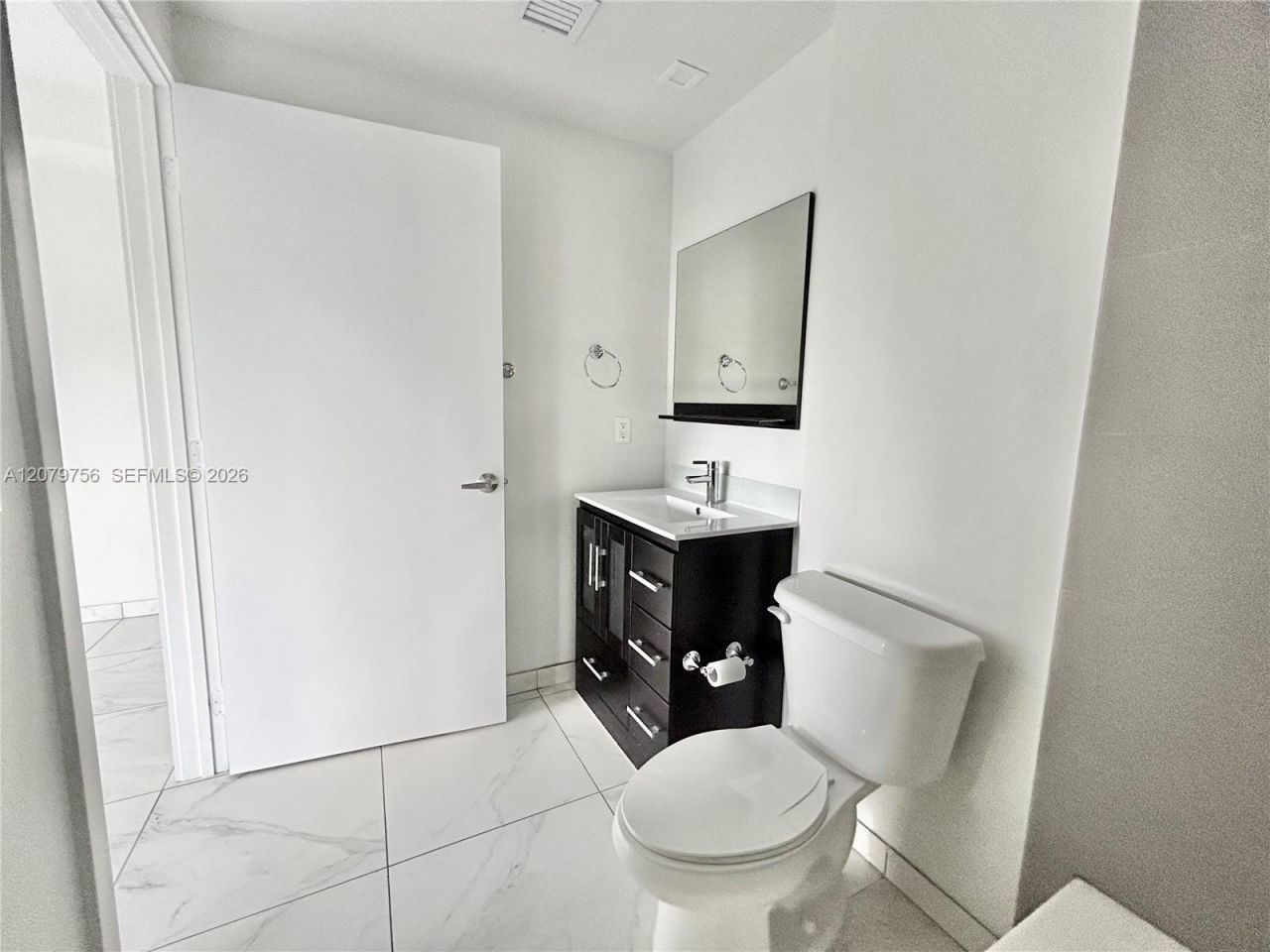 836 SW 2nd St, Unit 401, Miami, FL 33130 Photo