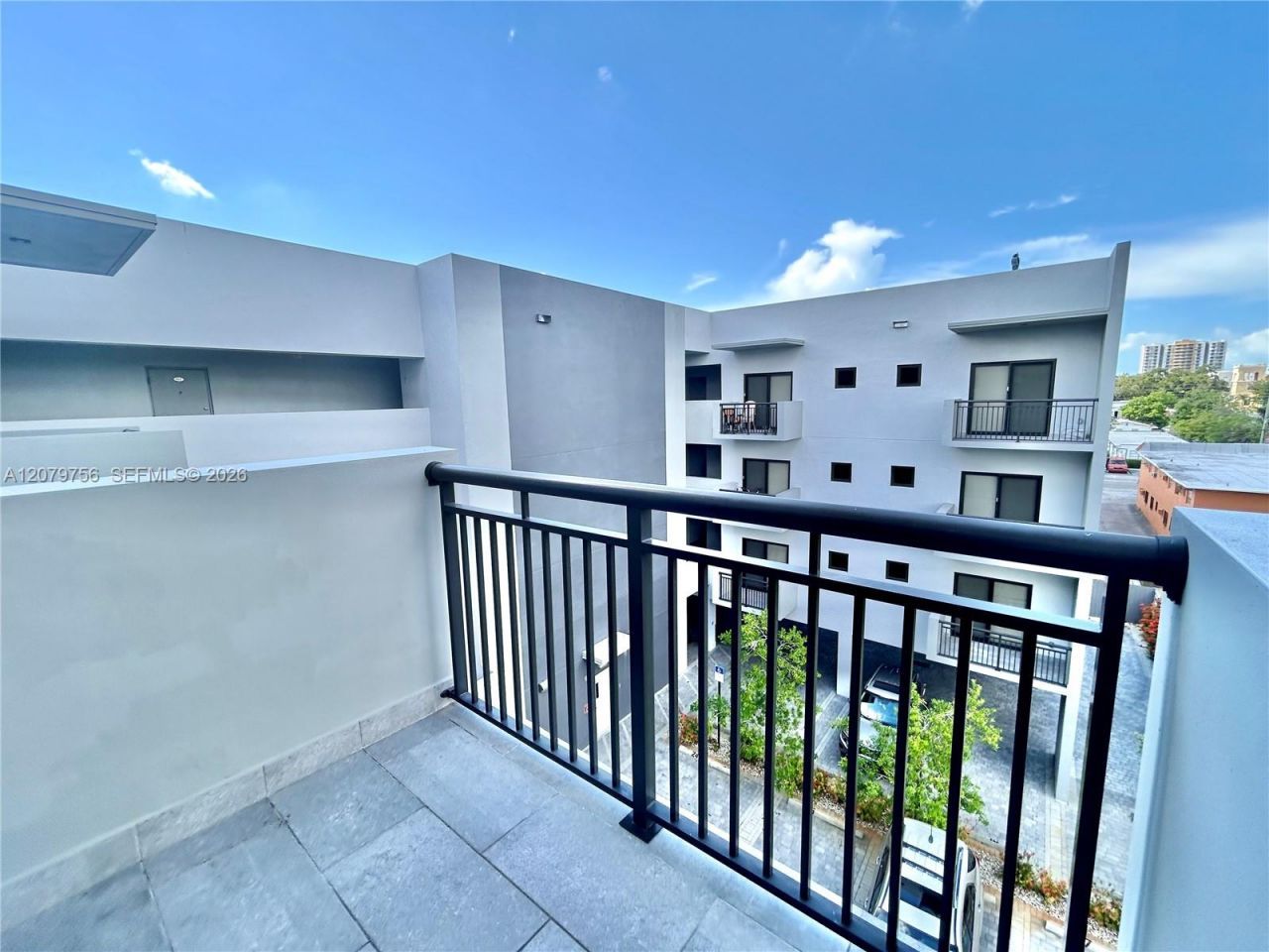 836 SW 2nd St, Unit 401, Miami, FL 33130 Photo