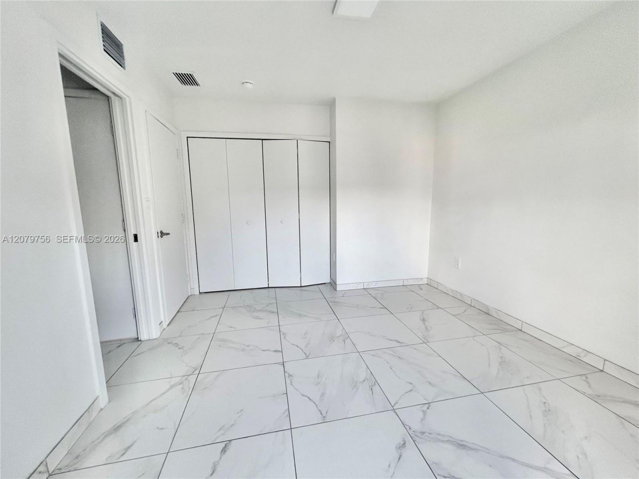 836 SW 2nd St, Unit 401, Miami, FL 33130 Photo