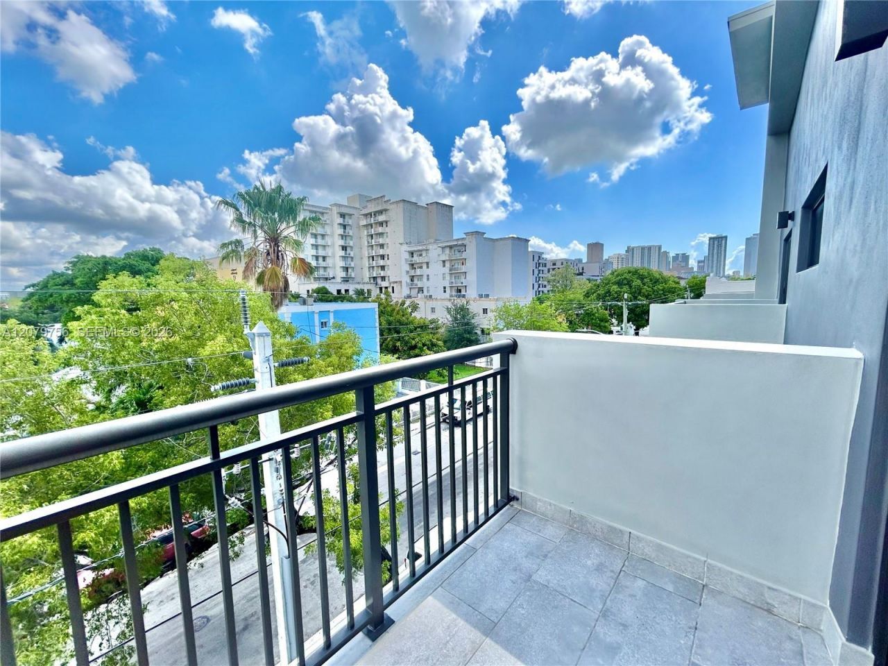 836 SW 2nd St, Unit 401, Miami, FL 33130 Photo