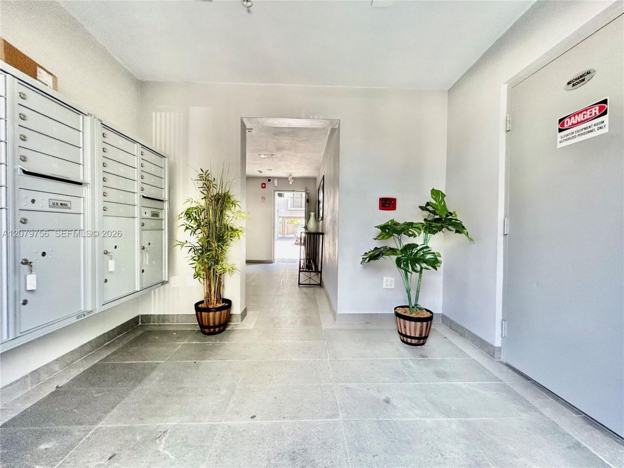 836 SW 2nd St, Unit 401, Miami, FL 33130 Photo
