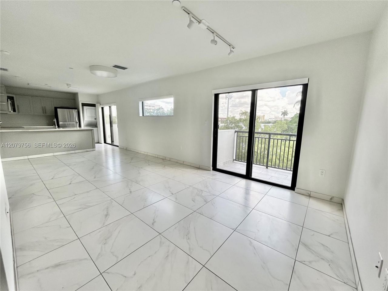 836 SW 2nd St, Unit 401, Miami, FL 33130 Photo