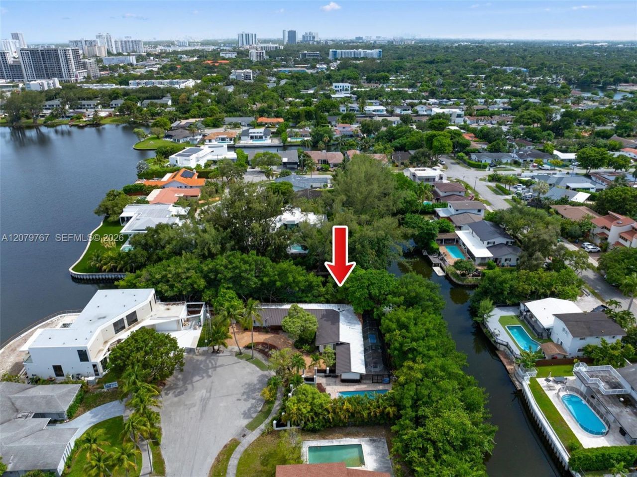 19860 NE 24th Ct, Miami, FL 33180 Photo