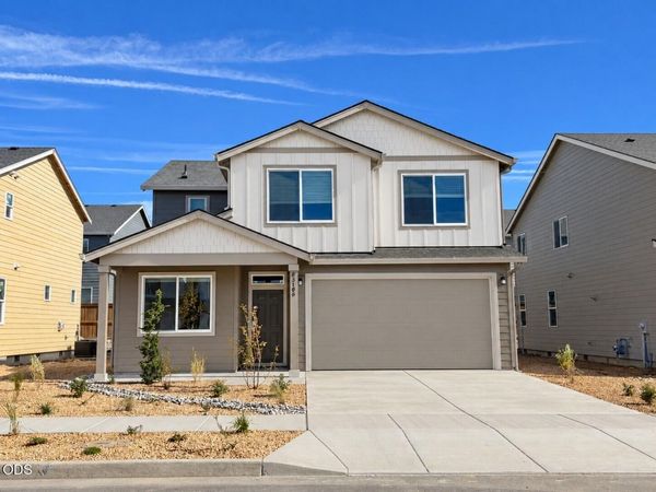 63106 NE Henningsen Pl, Bend, OR 97701