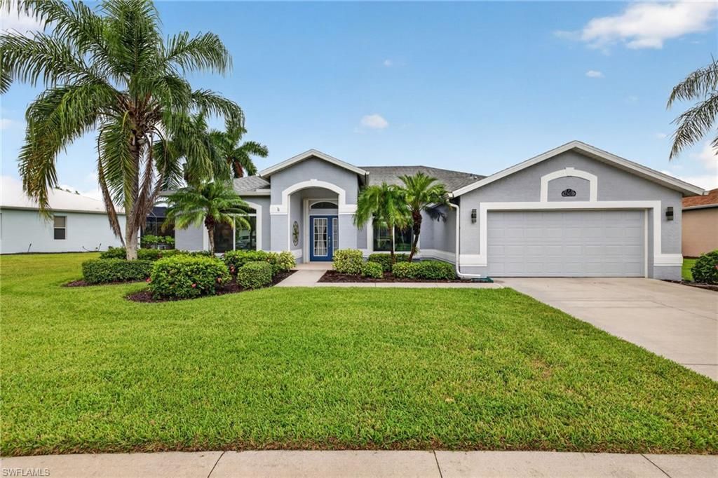 23410 Olde Meadowbrook Cir , Estero, FL 34134 Photo
