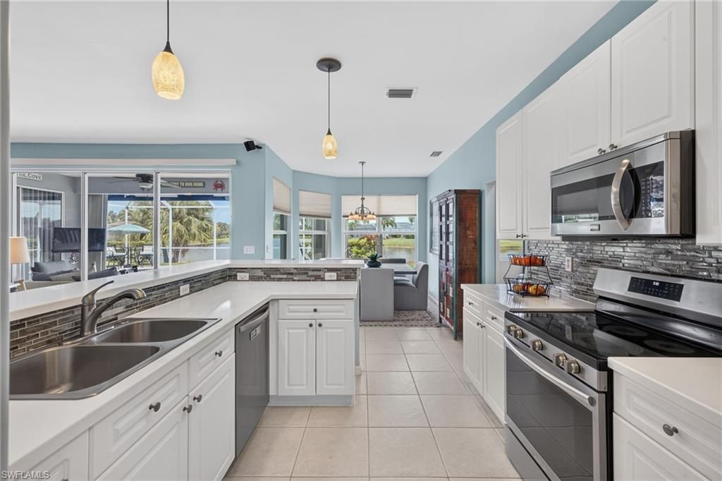 23410 Olde Meadowbrook Cir , Estero, FL 34134 Photo