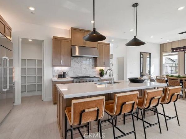 613 Eureka Drive, Santa Paula, CA 93060