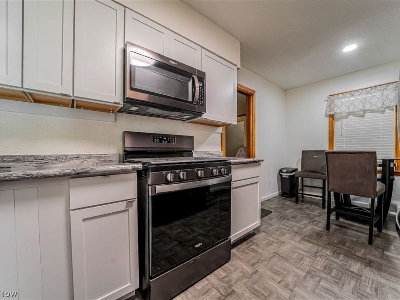 753 Crestview Avenue, Akron, OH 44320 Photo 8