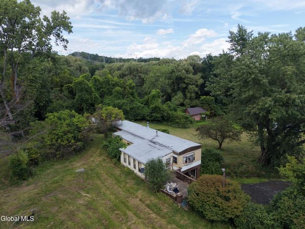 211 Roberts Hill Road, West Coxsackie, NY 12192