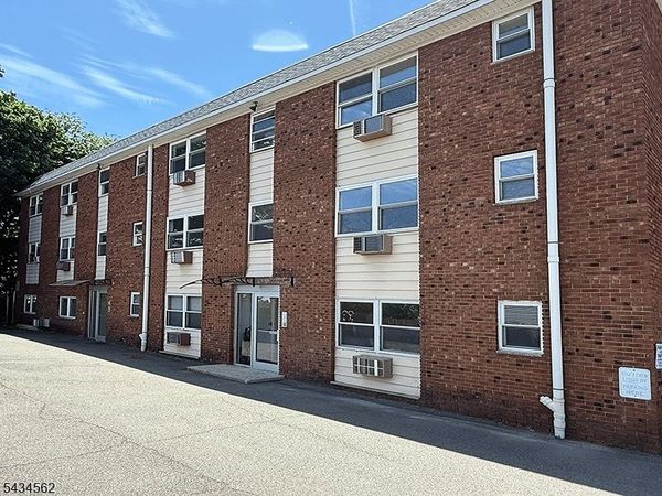 19 Van Rensselear St, Unit 2, Belleville, NJ 07109