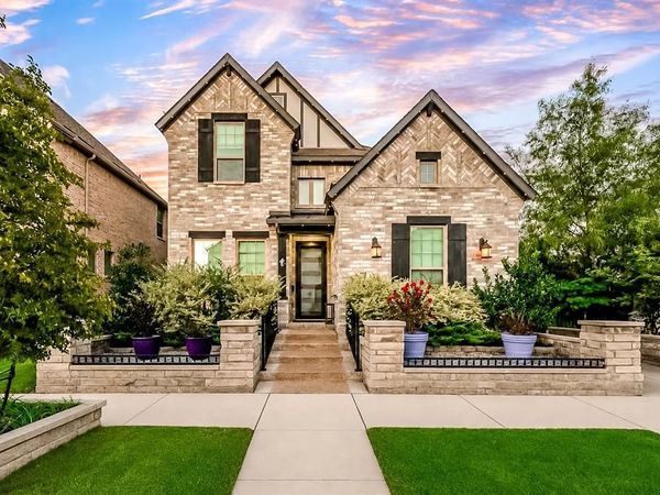 4325 Smokey Quartz Lane, Arlington, TX 76005