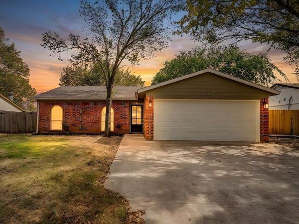 112 Lorie Street, Alvarado, TX 76009