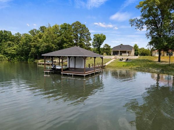 419 Lost Lake Trail , Mount Pleasant, TX 75455