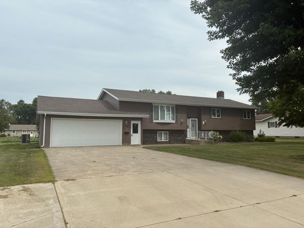 306 Cedar Street, Tyler, MN 56178