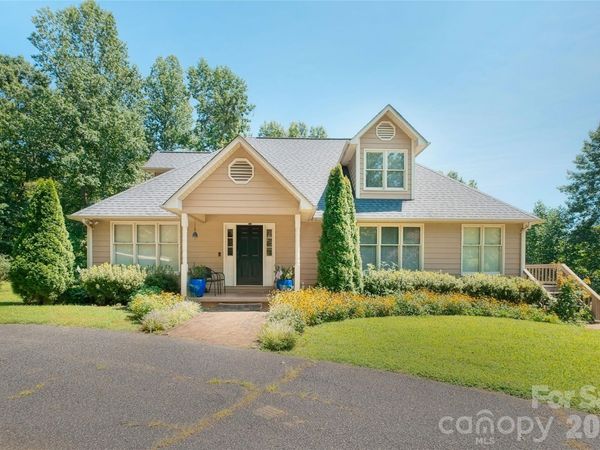 266 Cedarbrook Lane , Nebo, NC 28761