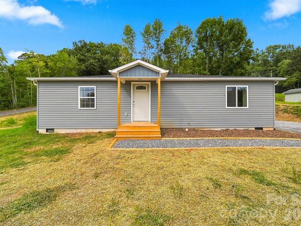 109 Countryside Drive SE, Lenoir, NC 28645