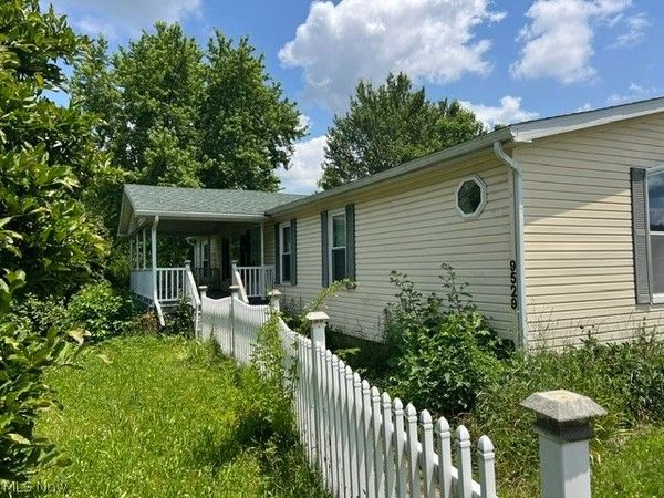 9529 Lodi Road , West Salem, OH 44287