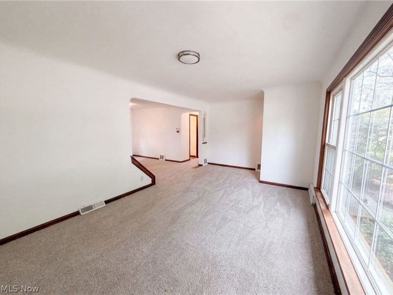 971 Learidge Road, Cleveland, OH 44124 Photo 7